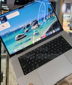 New Laptop Apple MacBook 16GB Apple M1 Pro SSD 1T