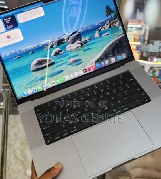 New Laptop Apple MacBook 16GB Apple M1 Pro SSD 1T