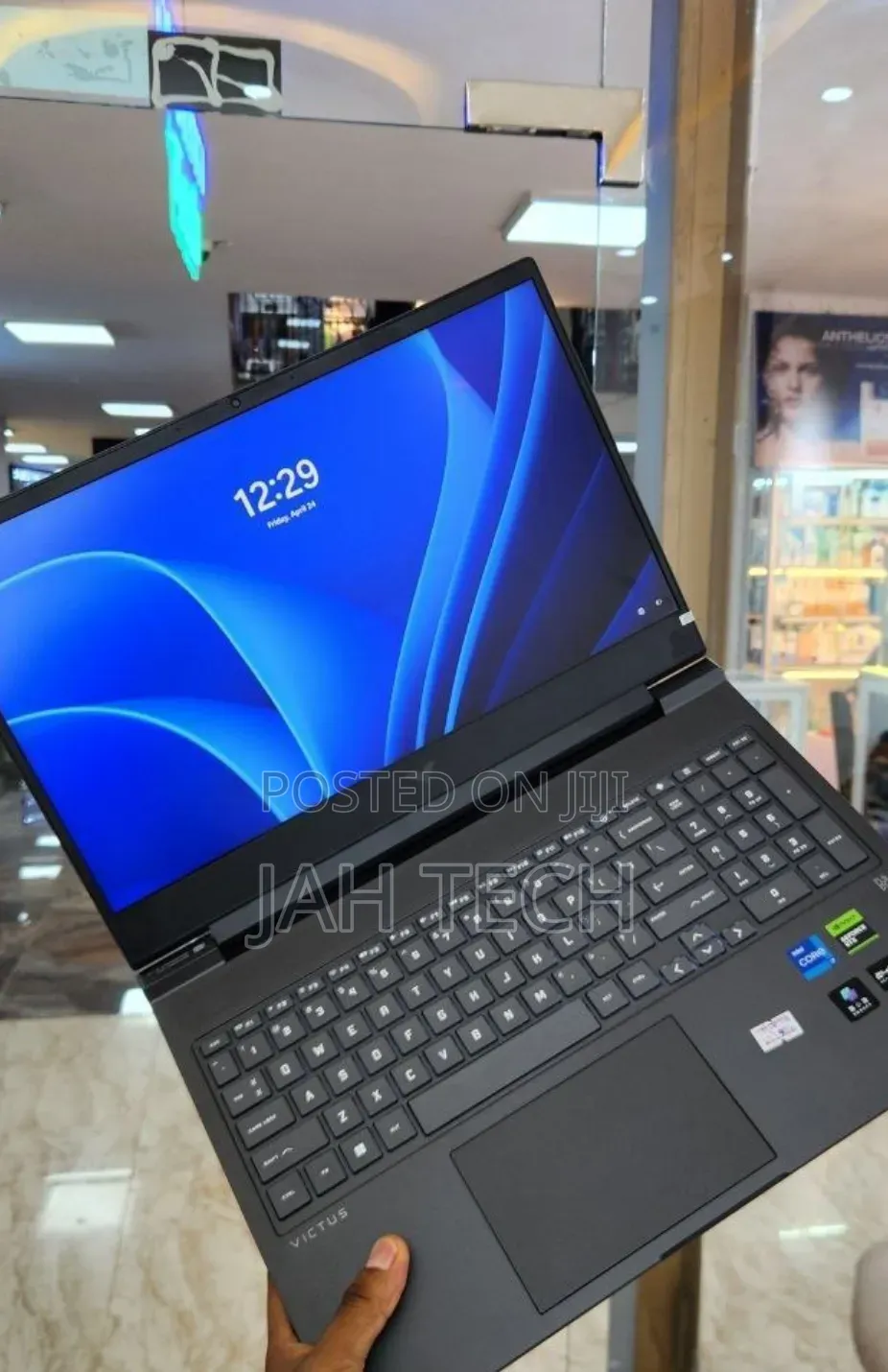 New Laptop HP Victus 16 16GB Intel Core i7 SSD 1T