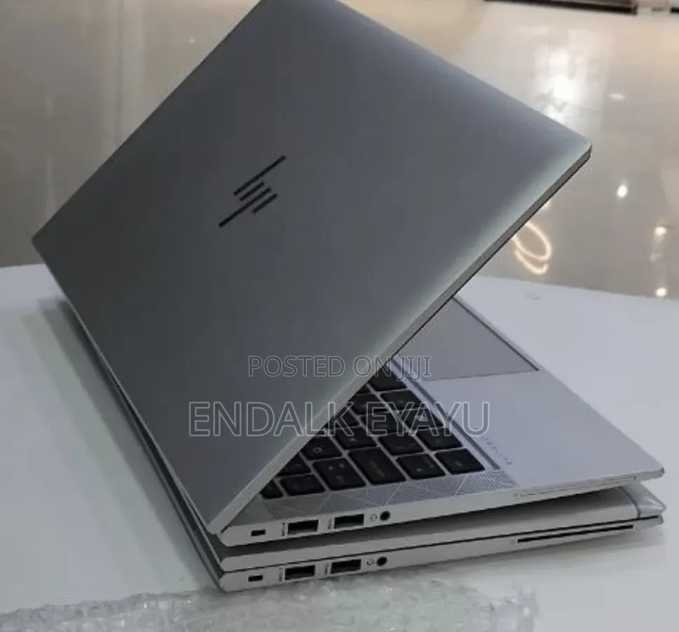 New Laptop HP EliteBook 830 G8 16GB Intel Core i5 SSD 512GB