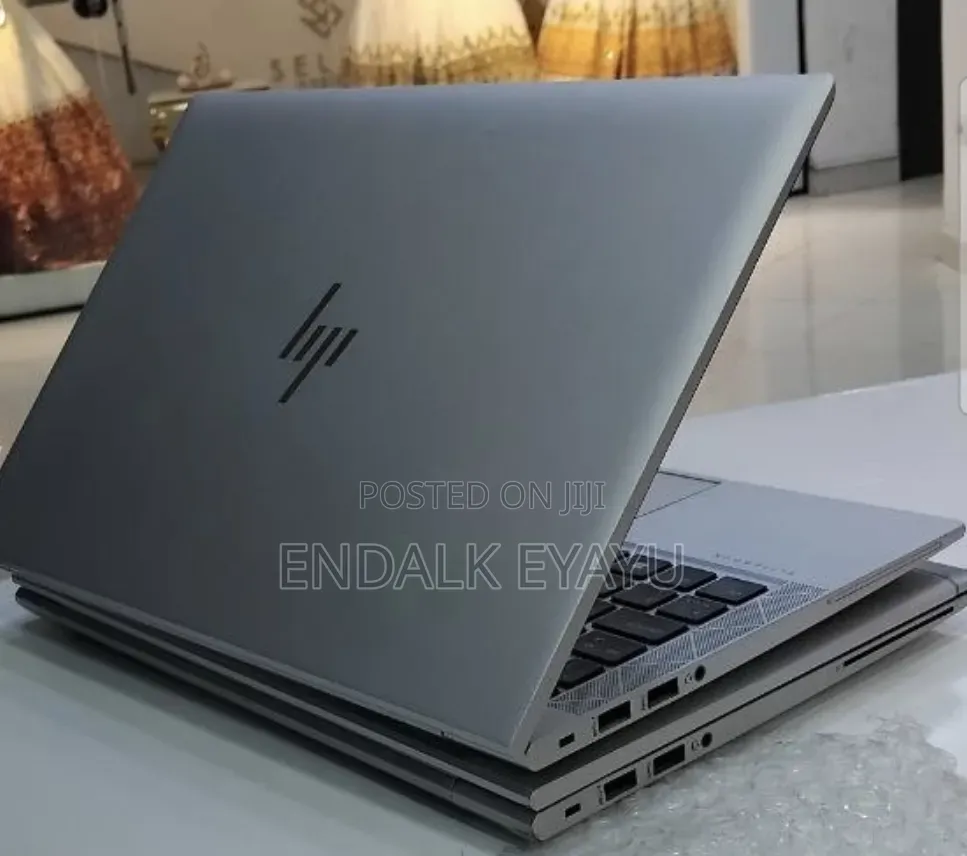 New Laptop HP EliteBook 830 G8 16GB Intel Core i5 SSD 512GB