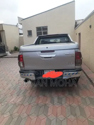 Toyota Hilux 2017 Silver