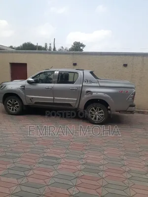 Toyota Hilux 2017 Silver