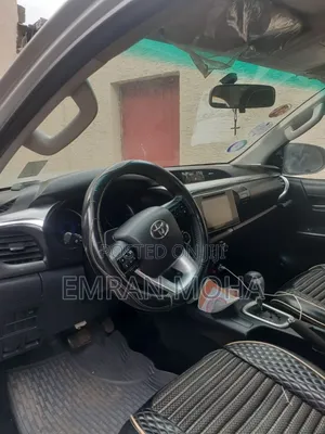 Toyota Hilux 2017 Silver