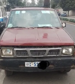 Nissan Maxima 1987 Red