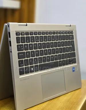 New Laptop HP EliteBook 830 G8 16GB Intel Core i5 SSD 512GB