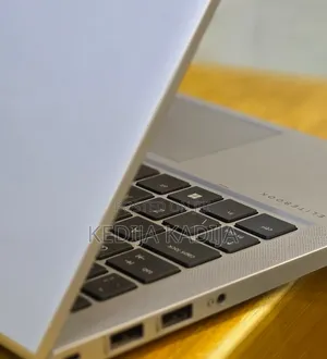 New Laptop HP EliteBook x360 1030 G8 16GB Intel Core i5 SSD 512GB