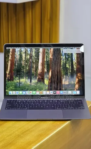 New Laptop Apple MacBook Air 2020 M1 16GB Apple M1 SSD 512GB
