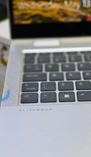 New Laptop HP EliteBook 830 G8 16GB Intel Core i5 SSD 512GB