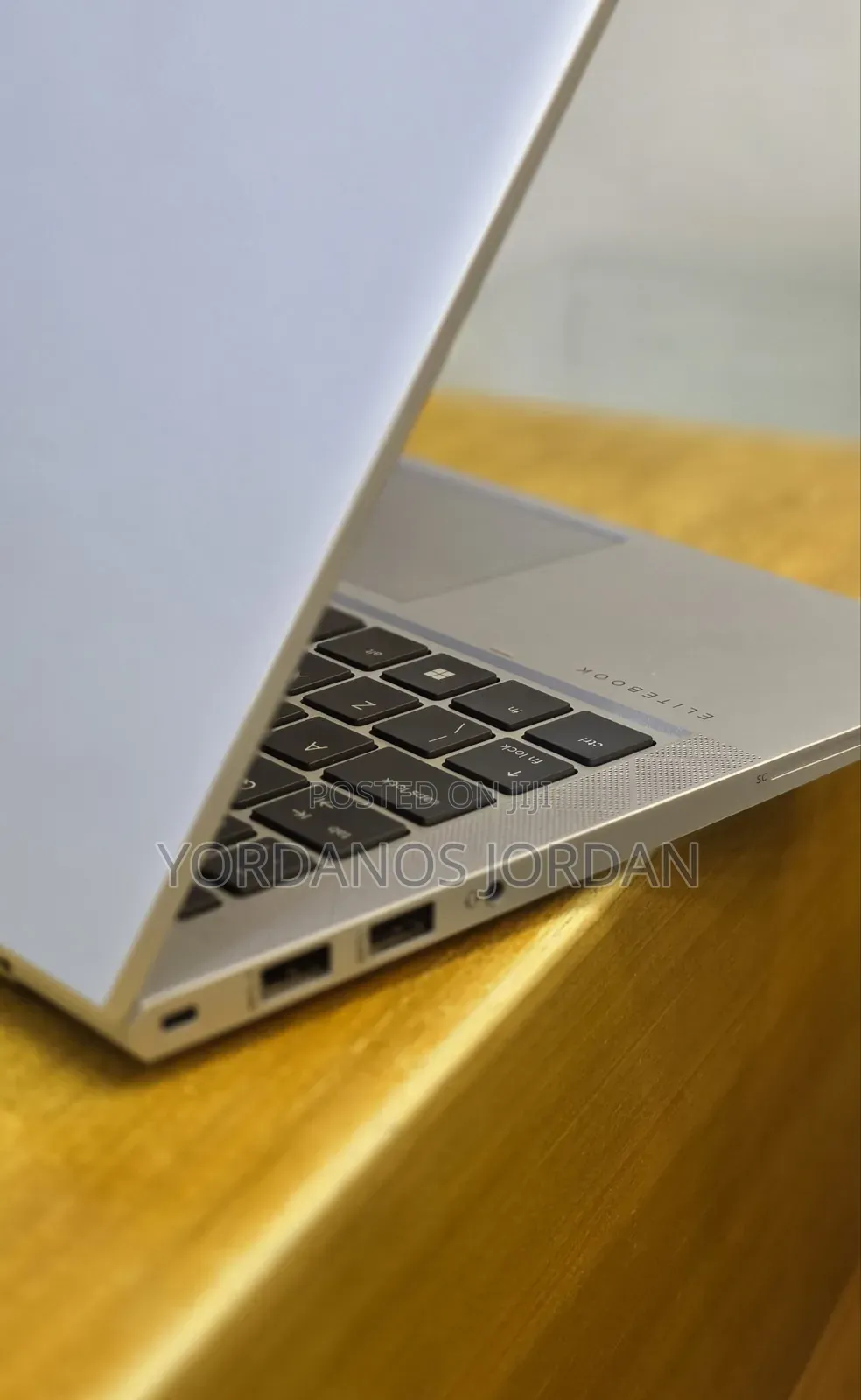 New Laptop HP EliteBook 830 G8 16GB Intel Core i5 SSD 512GB