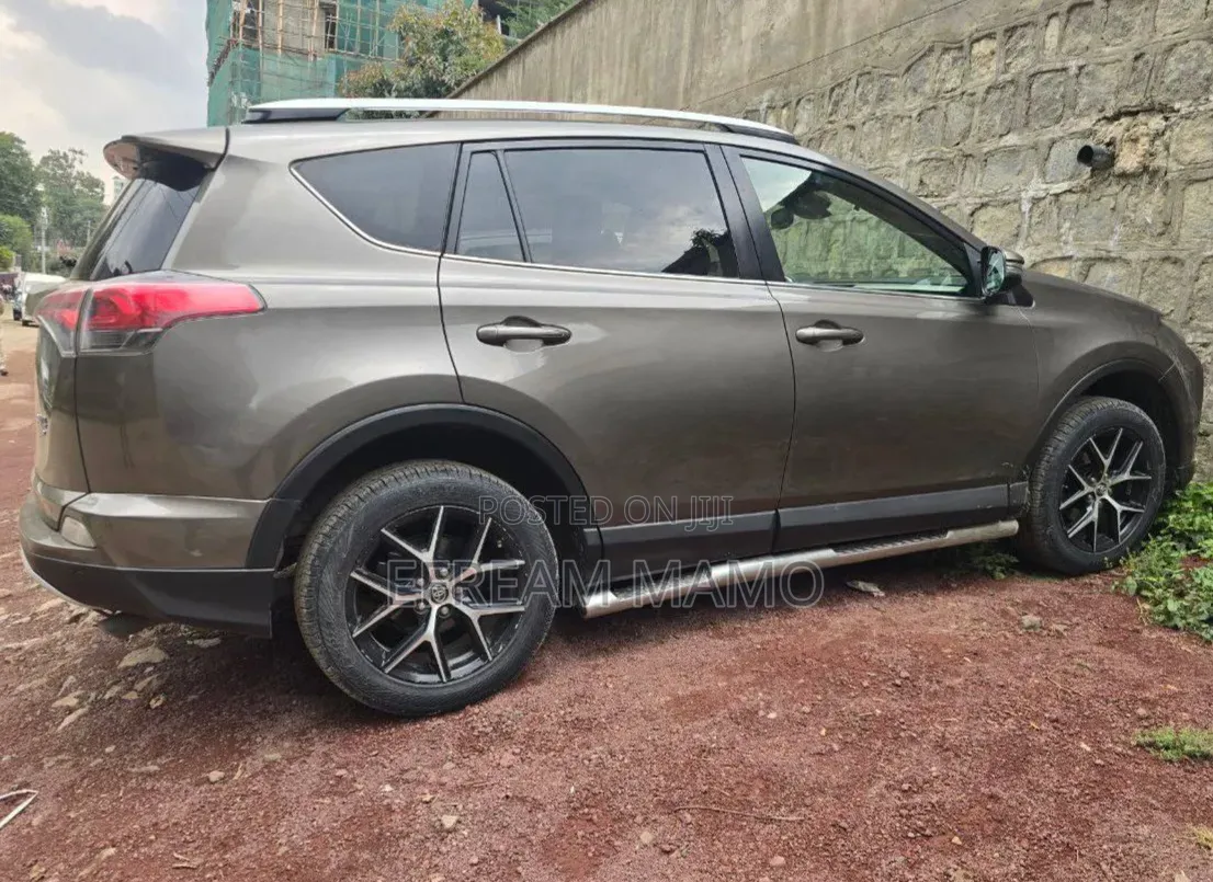 Toyota RAV4 2016