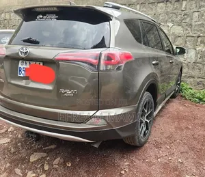 Toyota RAV4 2016