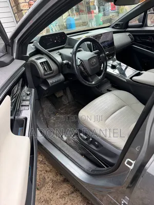 Toyota bZ4X 2023 Gray