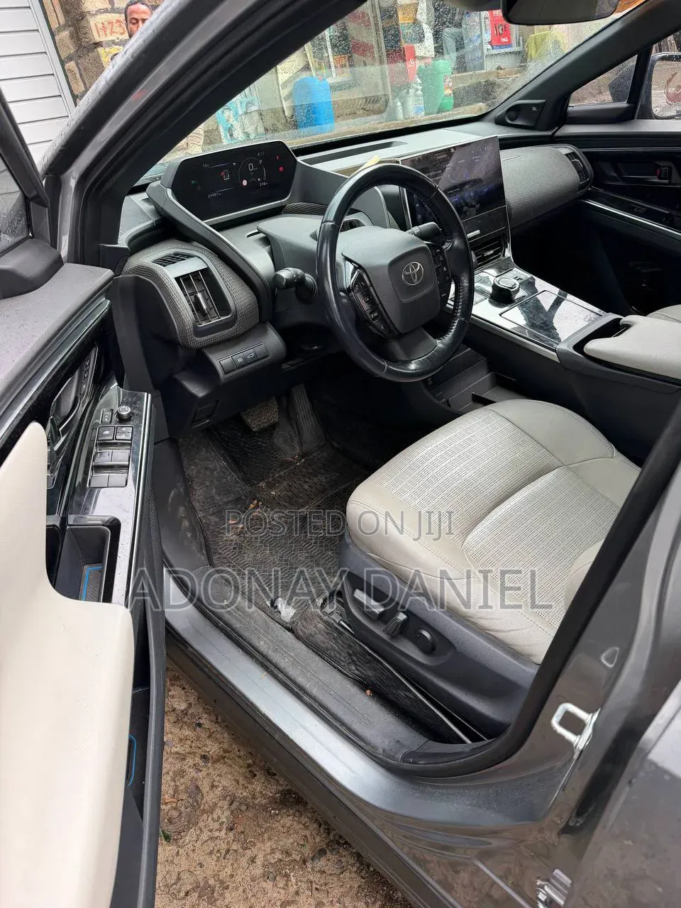 Toyota bZ4X 2023 Gray