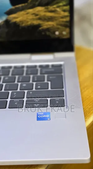 New Laptop HP EliteBook x360 1030 G8 16GB Intel Core i7 SSD 512GB