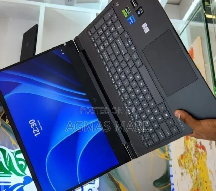 New Laptop HP Victus 16 16GB Intel Core i7 SSD 512GB