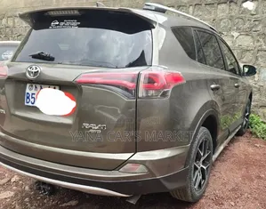 Toyota RAV4 2016 Black