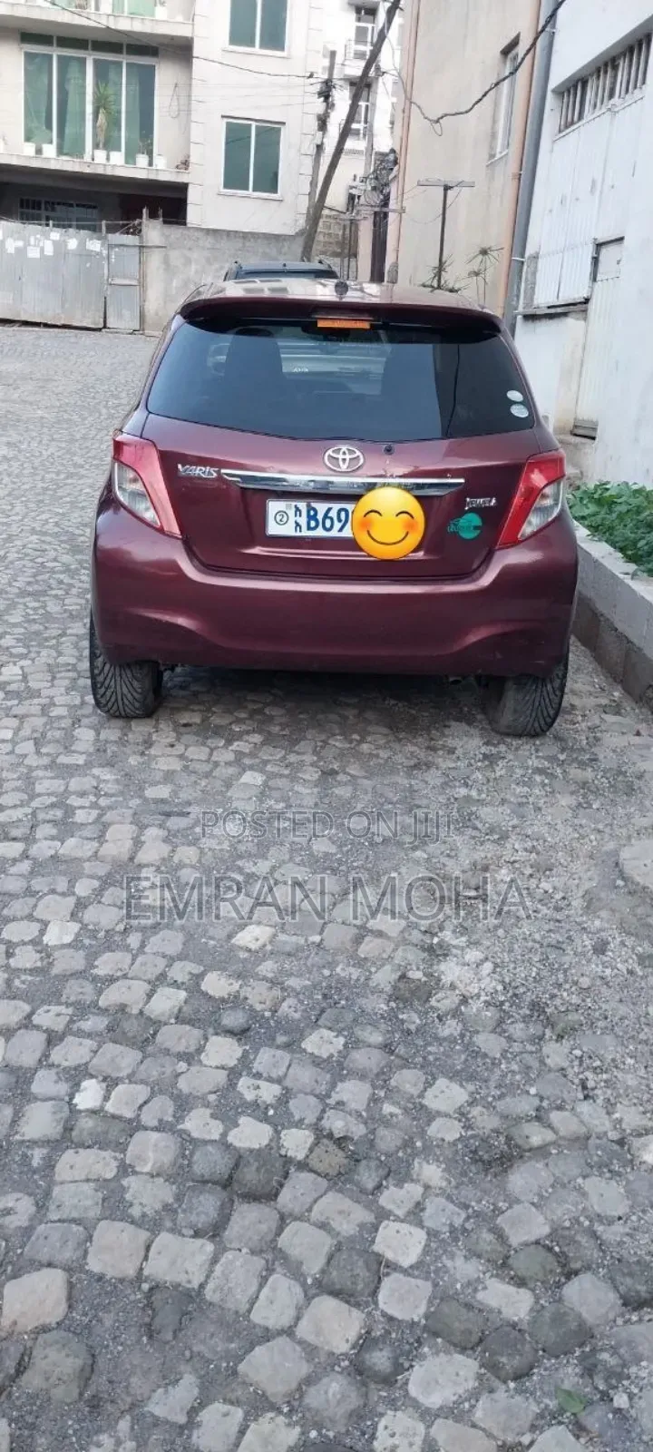 Toyota Yaris 2012 Burgundy
