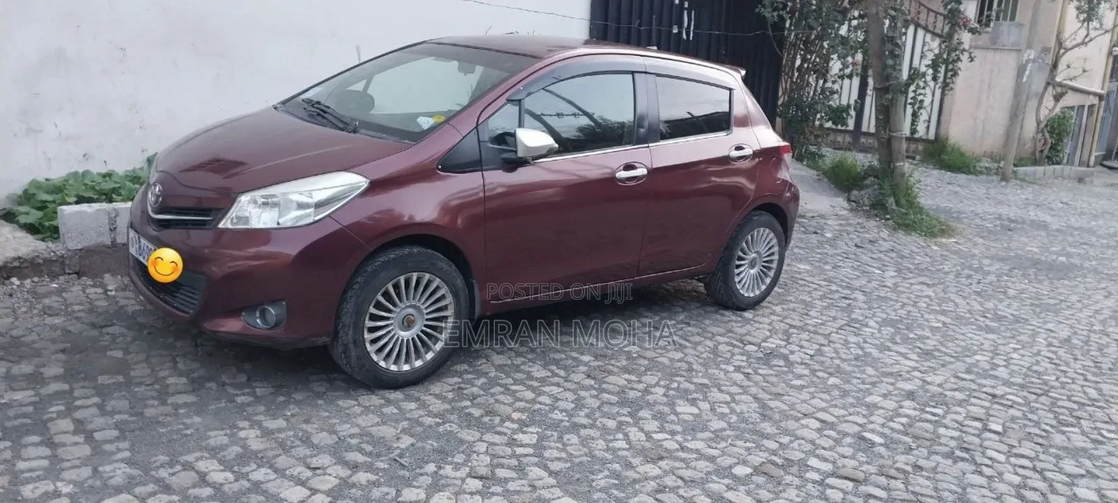 Toyota Yaris 2012 Burgundy