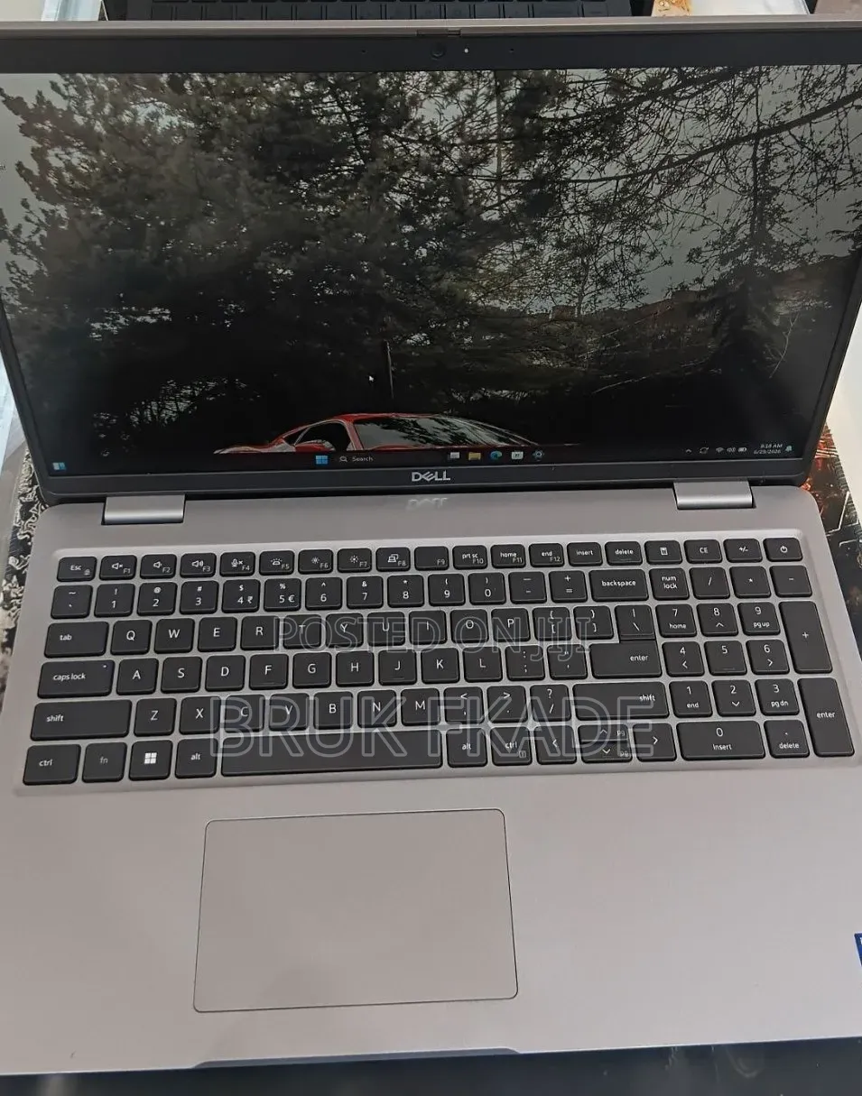 New Laptop Dell Latitude 5540 16GB Intel Core i7 SSD 512GB