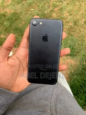 Apple iPhone 7 128 GB Black