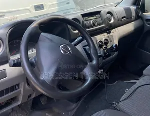 Nissan Caravan (Urvan) 2017 Grey
