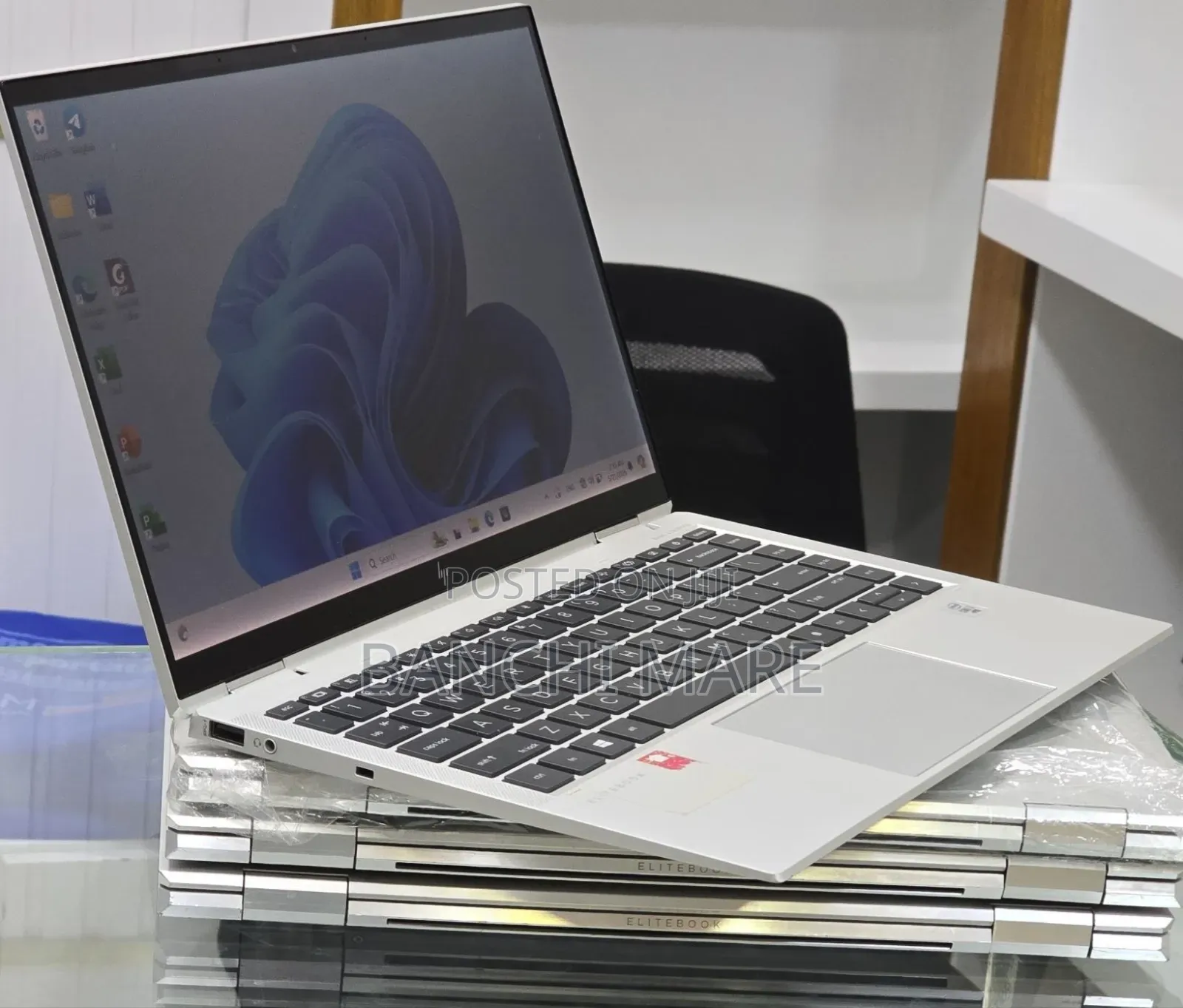 New Laptop HP EliteBook x360 1040 G7 16GB Intel Core i7 SSD 512GB