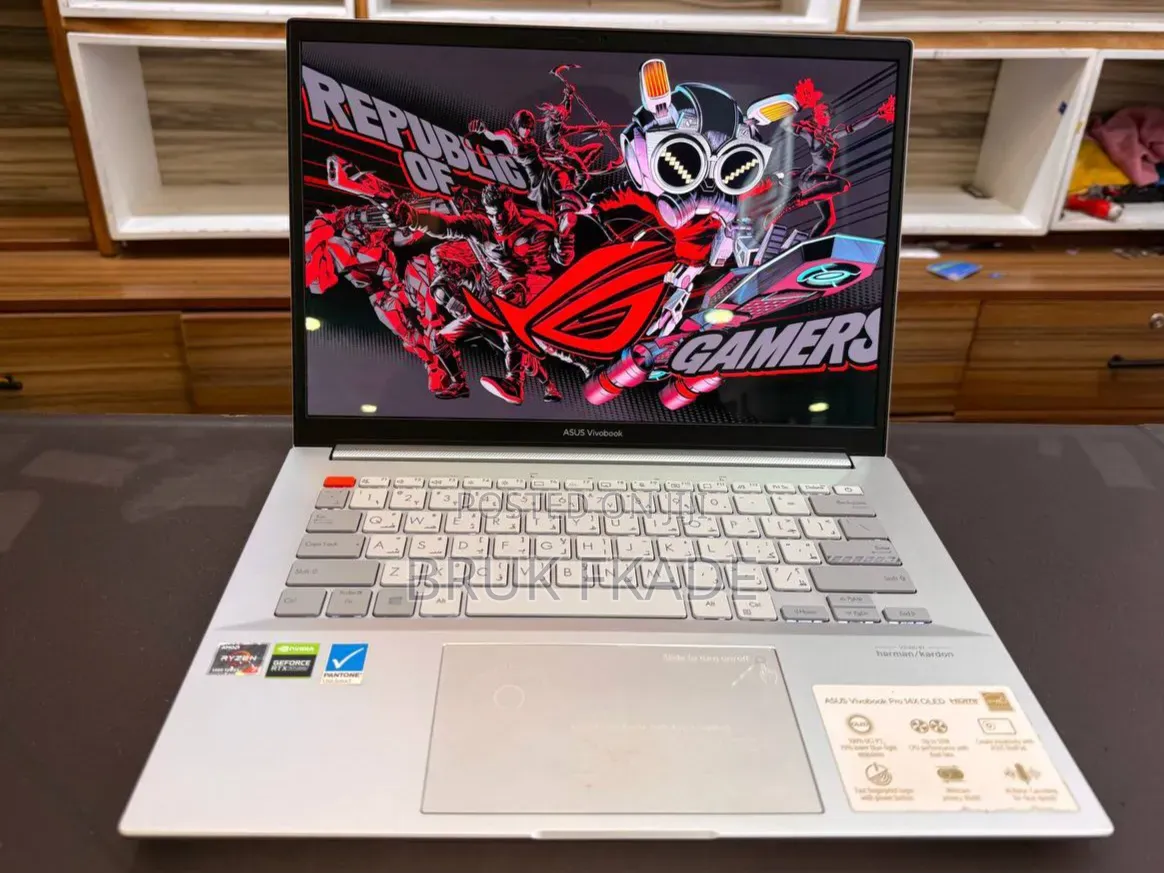 New Laptop Asus VivoBook 15 X505BA 16GB AMD Ryzen 7 SSD 512GB