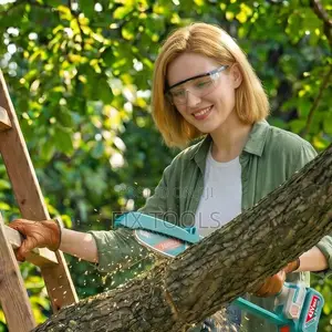 Total 20v Cordless Mini Chainsaw