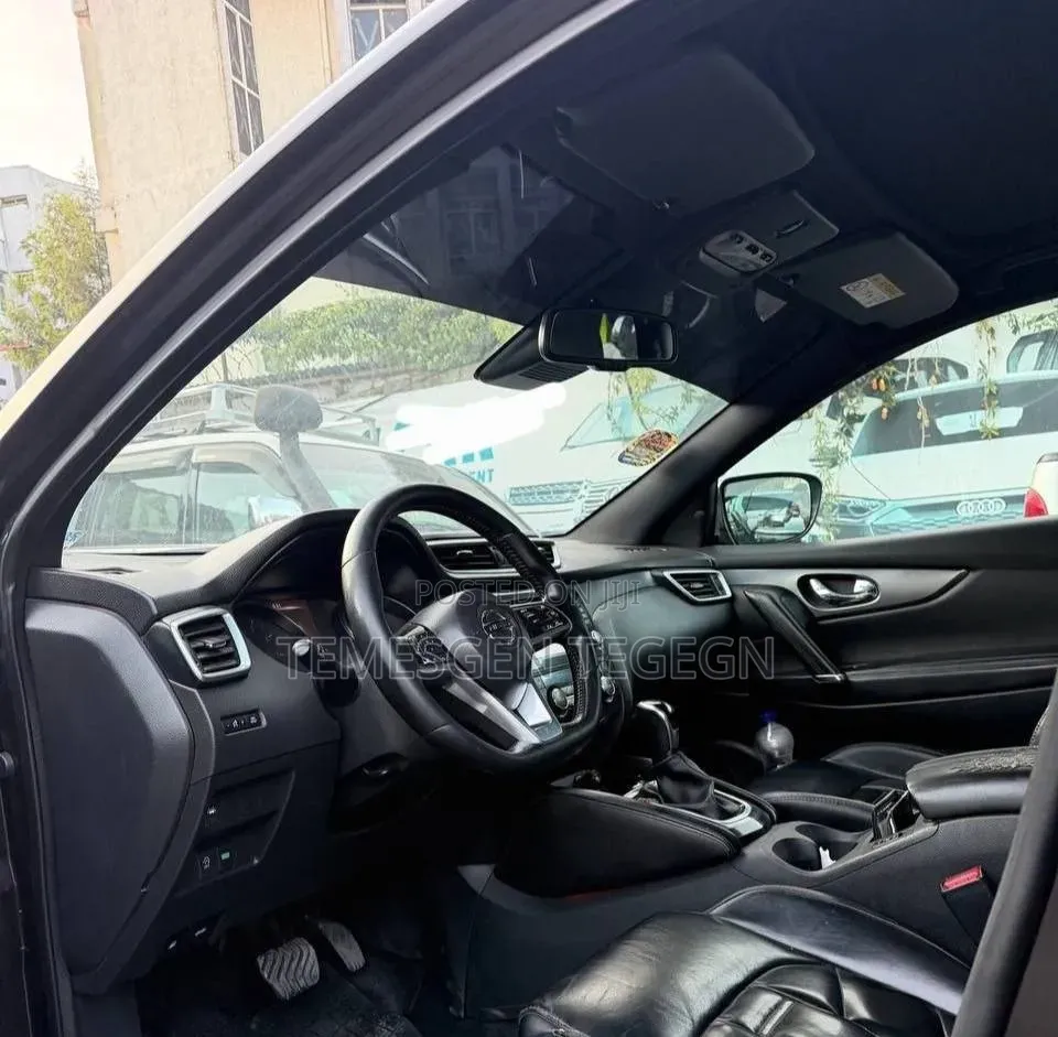 Nissan Caravan (Urvan) 2017 Grey