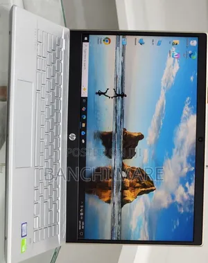 New Laptop HP Pavilion 14 8GB Intel Core i5 SSD 512GB