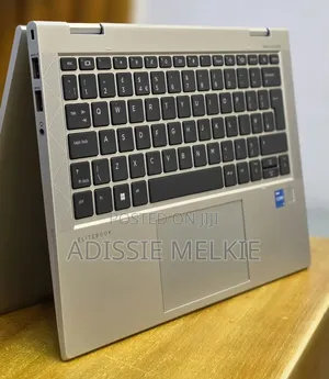 New Laptop HP EliteBook 830 G8 16GB Intel Core i5 SSD 512GB