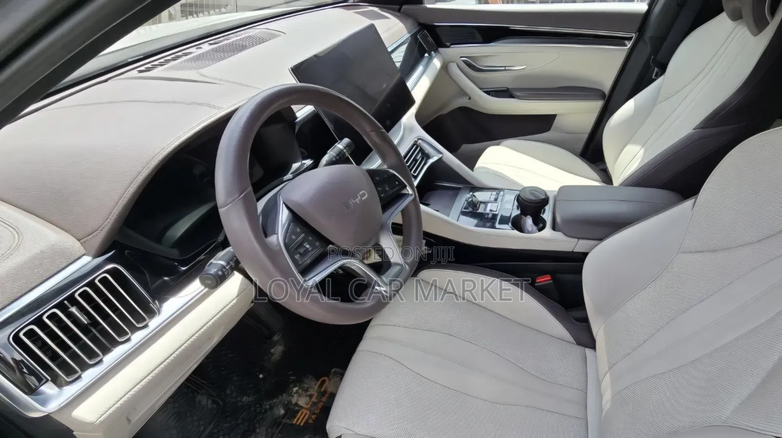 BYD Song Plus 2024 Gray