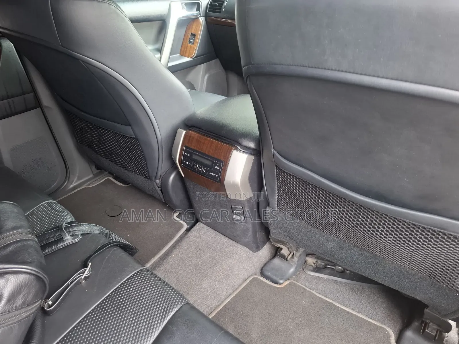 Toyota Land Cruiser 2012 Silver