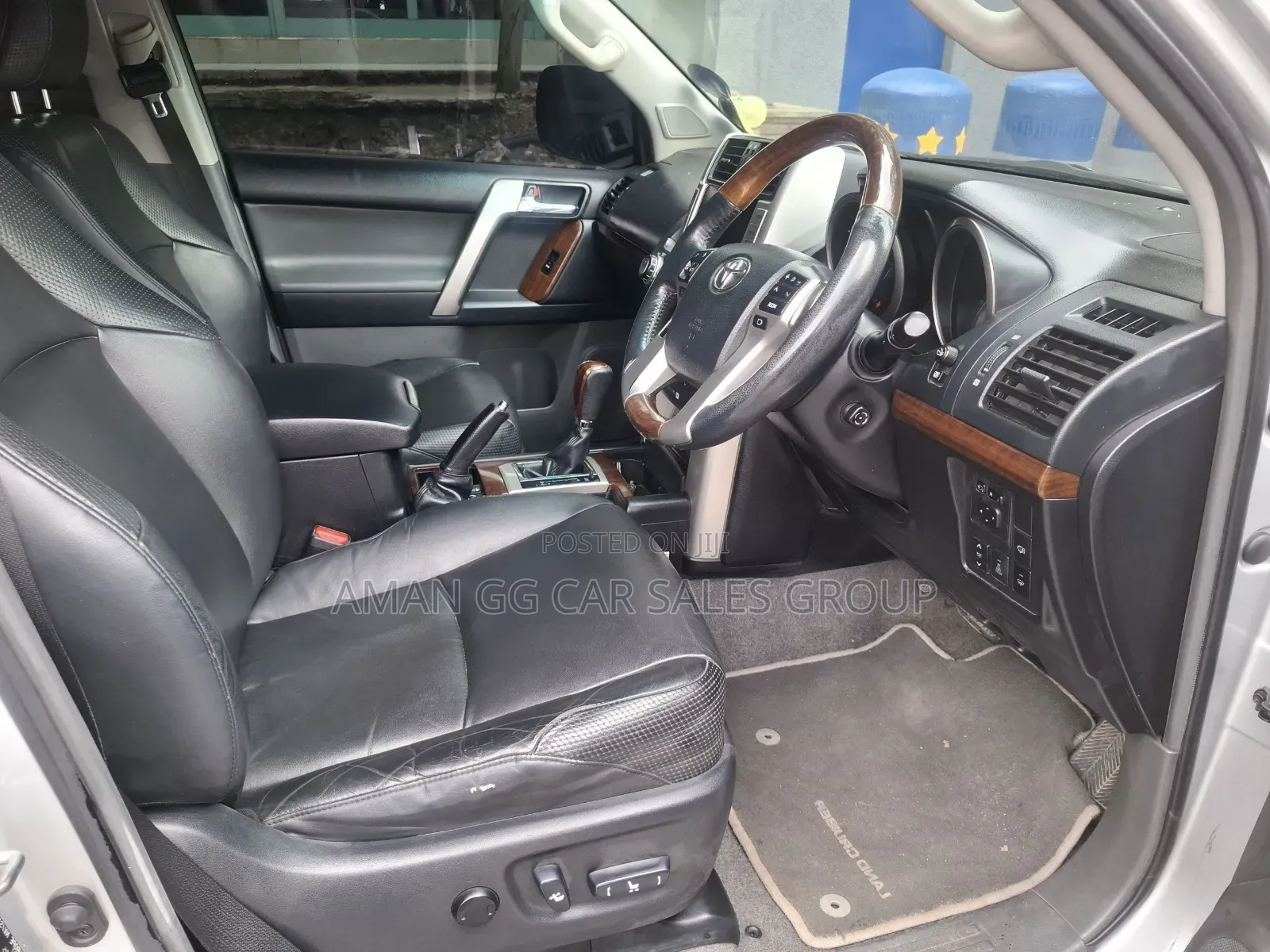 Toyota Land Cruiser 2012 Silver