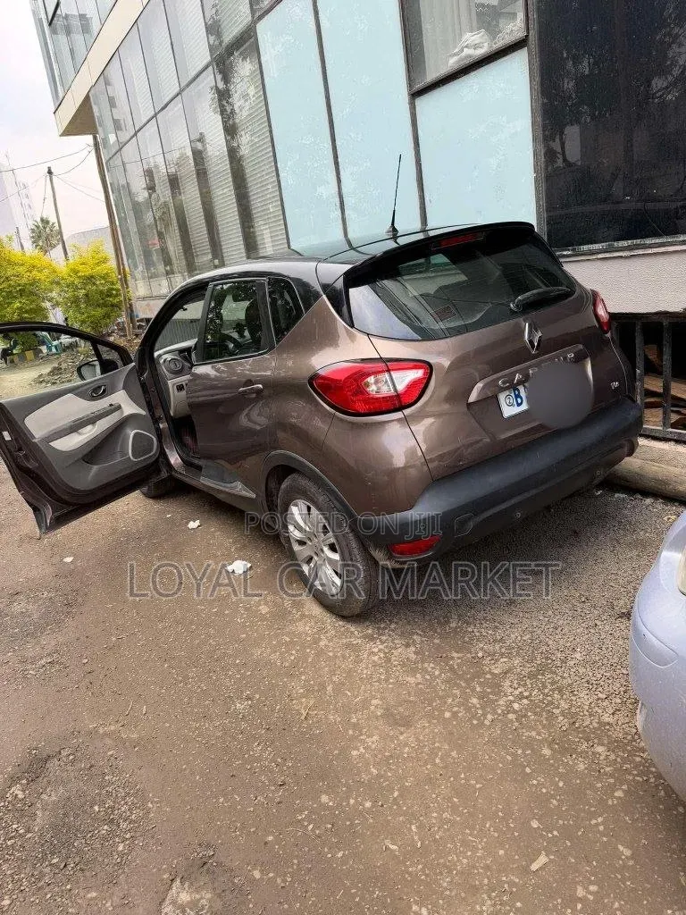 Renault Captur 2015 Brown