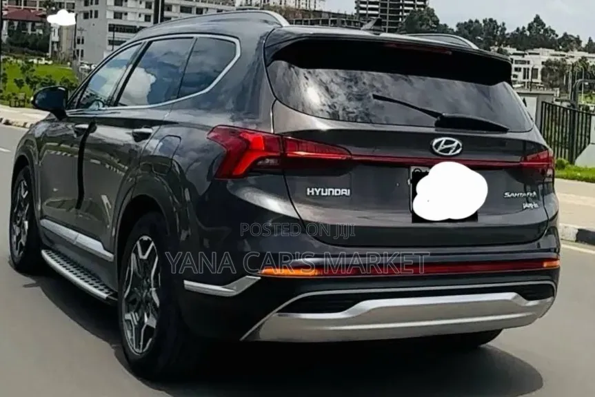 Hyundai Santa Fe Plug-In Hybrid 2023 Gray