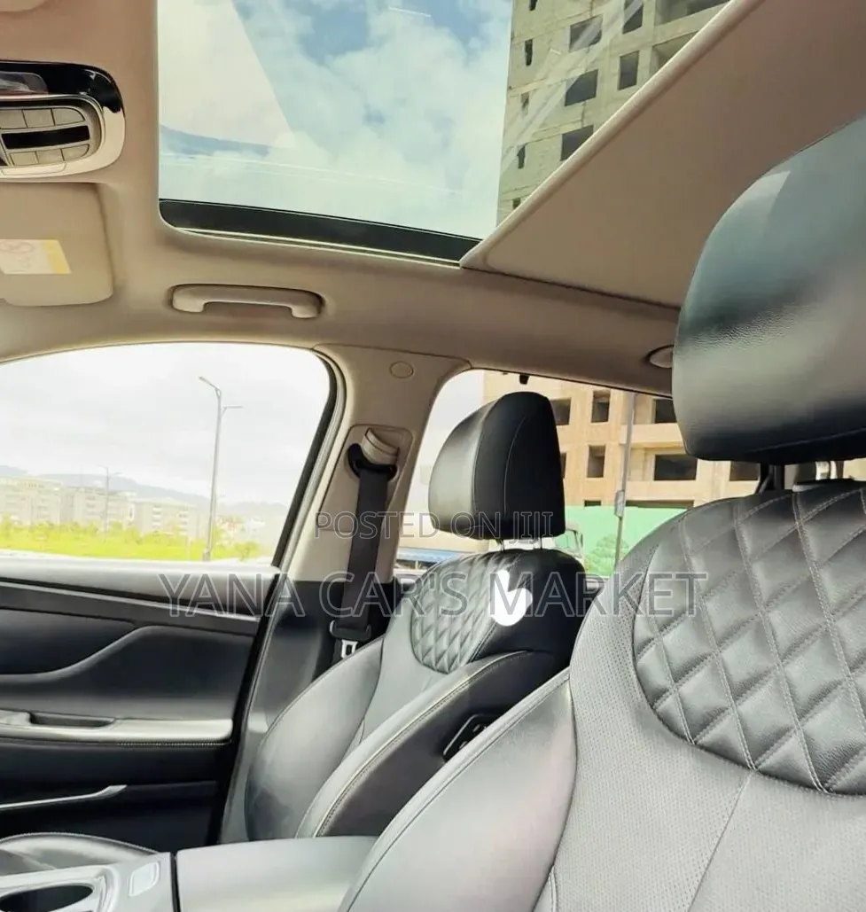 Hyundai Santa Fe Plug-In Hybrid 2023 Gray