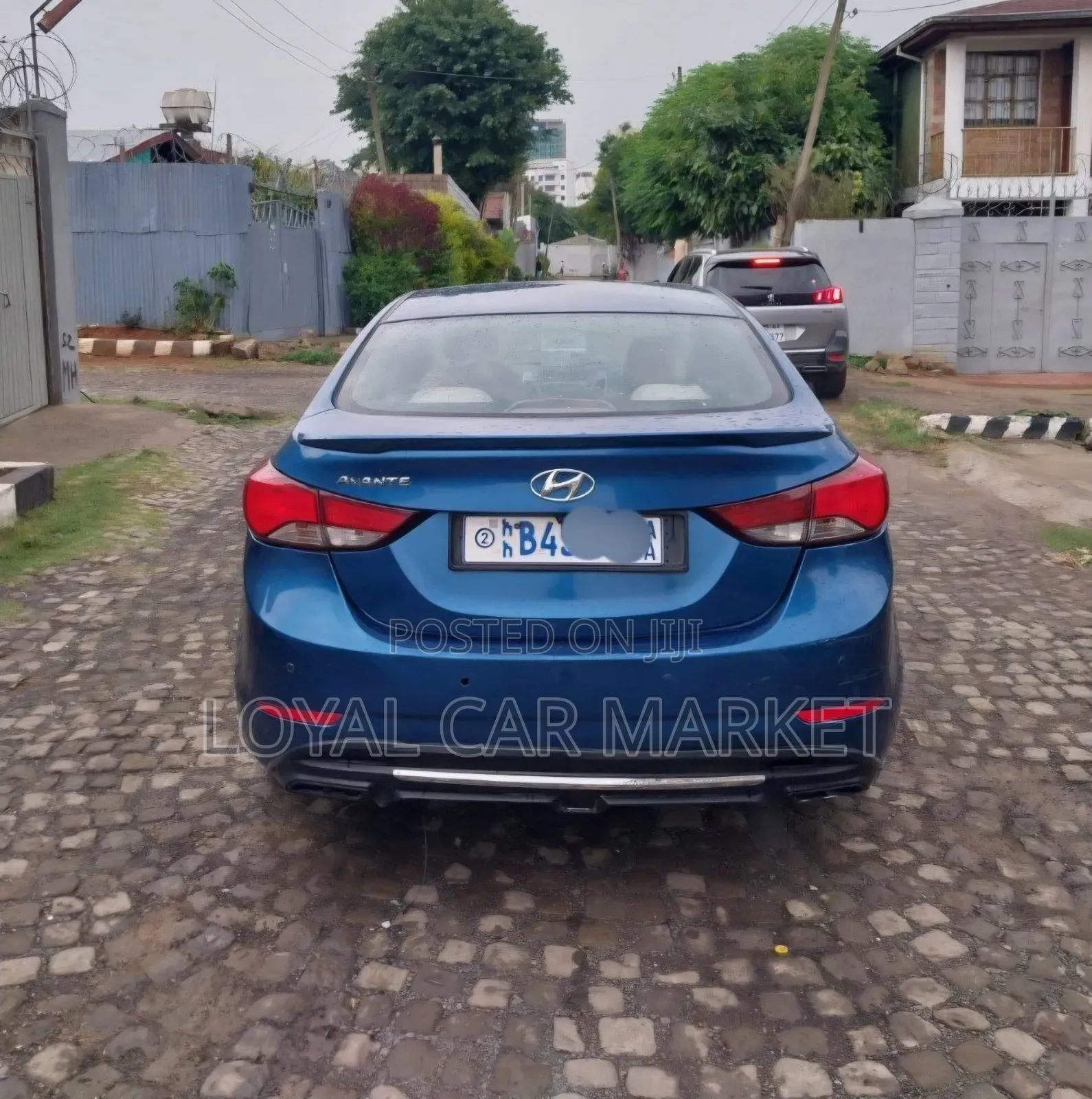 Hyundai Avante 2015 Blue