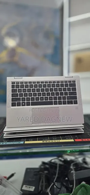 New Laptop HP EliteBook 830 G8 32GB Intel Core i7 SSD 512GB