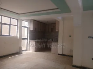 5bdrm House in Sululta, Oromia-Finfinne for sale