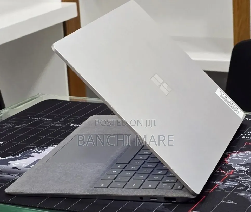 New Laptop Microsoft Surface Laptop 4 16GB Intel Core i5 SSD 512GB