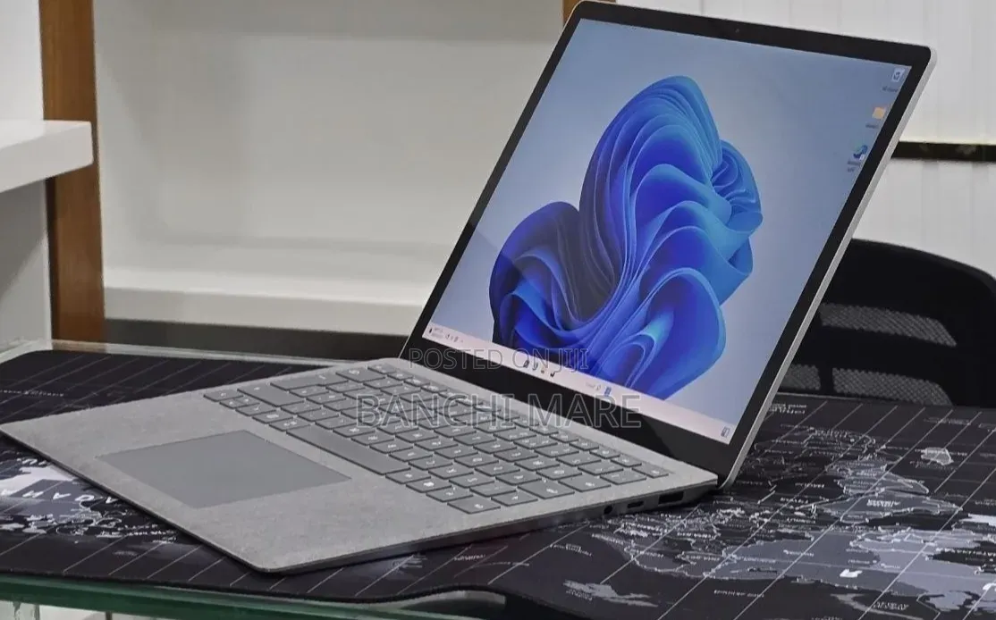 New Laptop Microsoft Surface Laptop 4 16GB Intel Core i5 SSD 512GB
