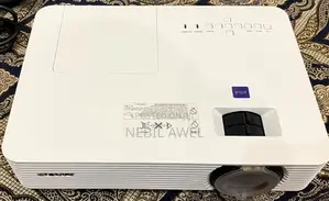 Sony VPL-Dx221 Hd 3lcd Multimedia Projector