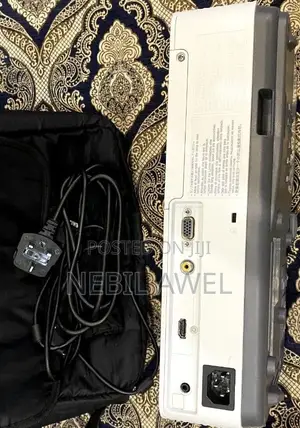 Sony VPL-Dx221 Hd 3lcd Multimedia Projector