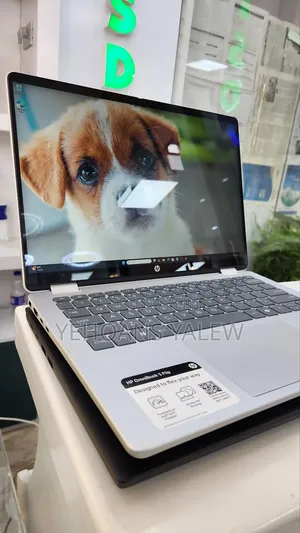 New Laptop HP OmniBook 5 14" 8GB Intel Core 5 SSD 512GB