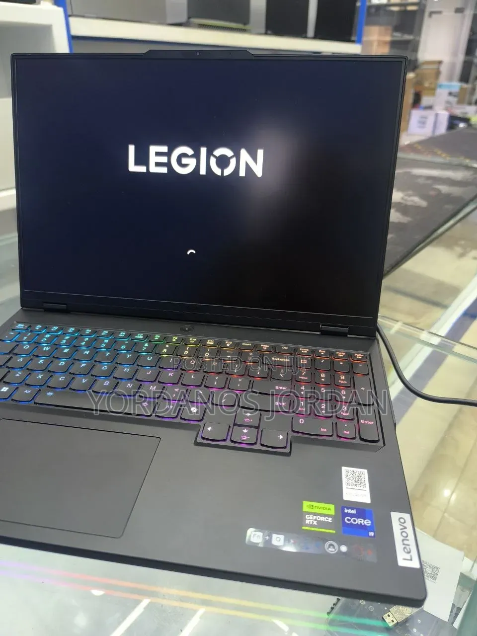 New Laptop Lenovo Legion Pro 7 32GB Intel Core i9 SSD 1T