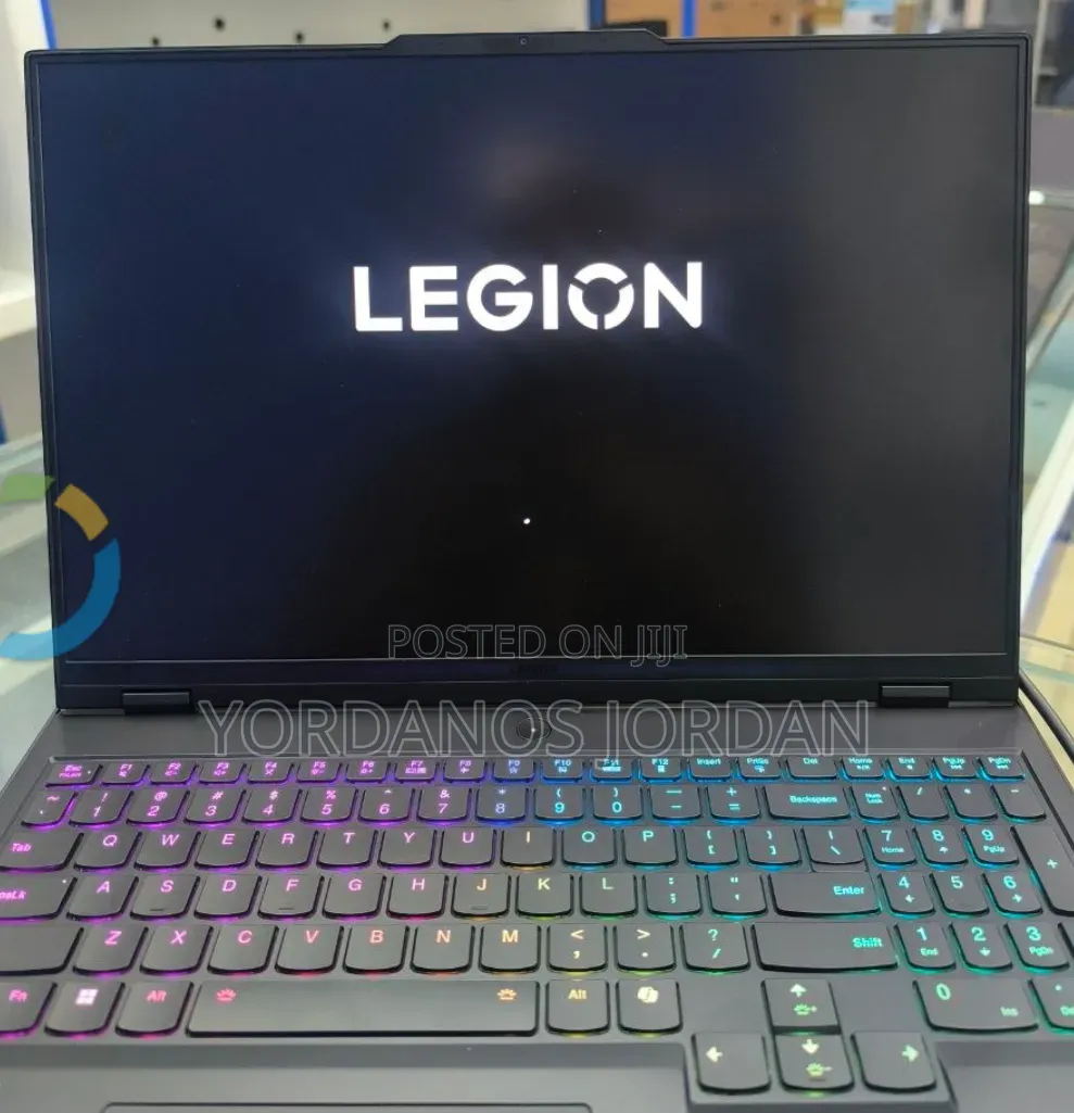 New Laptop Lenovo Legion Pro 7 32GB Intel Core i9 SSD 1T