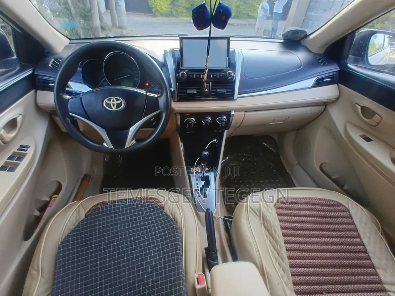 Toyota Yaris 2014 Silver