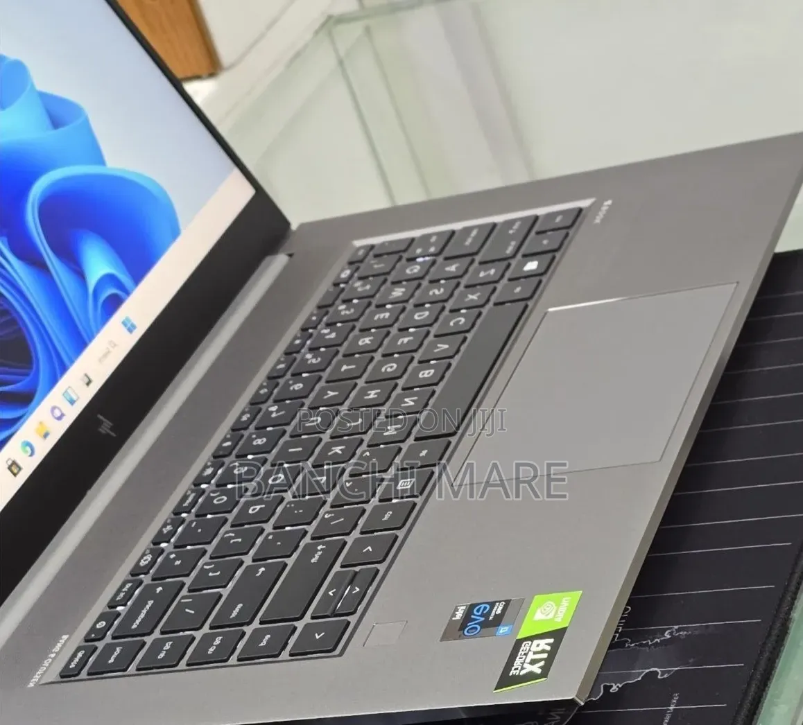 New Laptop HP ZBook 14 32GB Intel Core i7 SSD 512GB